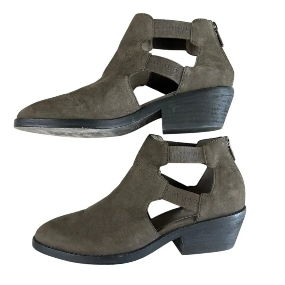 Eileen Fisher Taupe Vanda Pebble Leather Zip Back Pointed Bootie Sz 7 MSRP $240